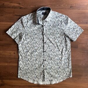 Modern English Blue Floral Short Sleeve Dress Shirt – Stretch Fit | Size L